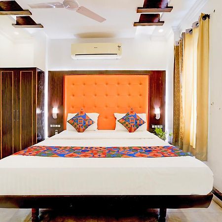 Hotel Mandiram Palace Udaipur Exterior photo