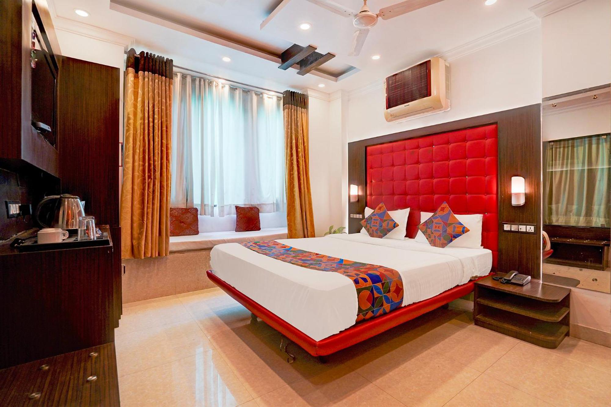 Hotel Mandiram Palace Udaipur Exterior photo